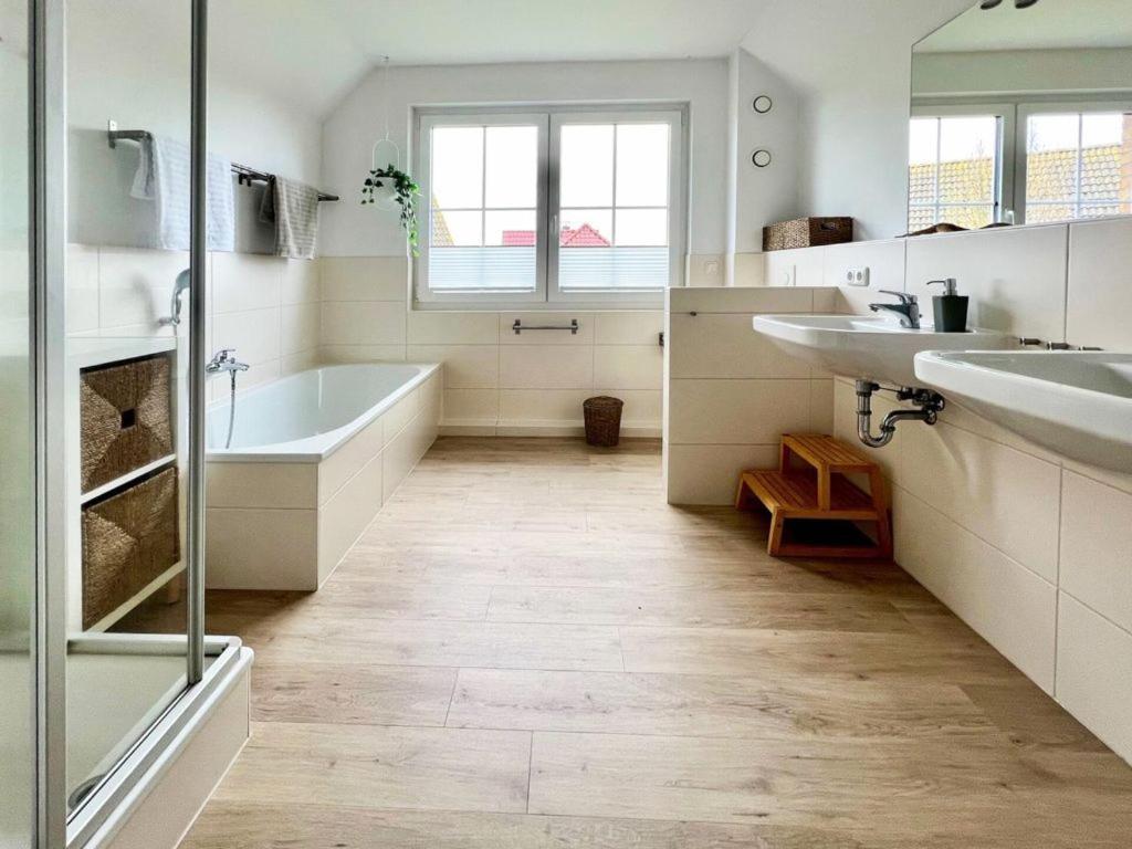 "Sonnenliebe" Ferienhaus Groß Schwansee Екстериор снимка