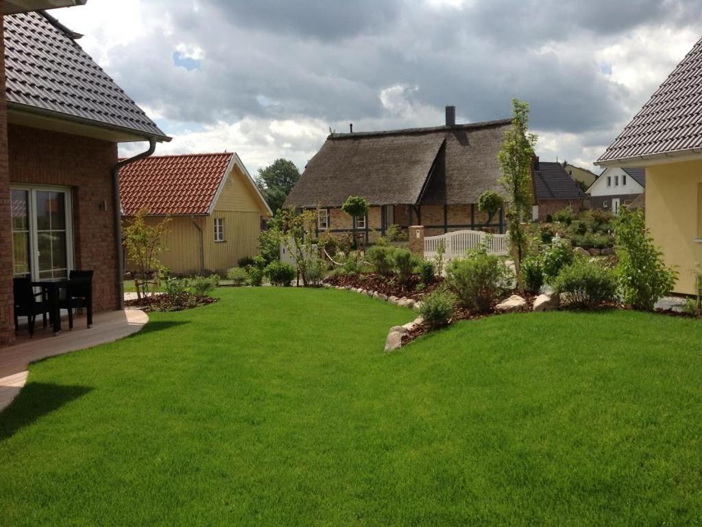 "Sonnenliebe" Ferienhaus Groß Schwansee Екстериор снимка